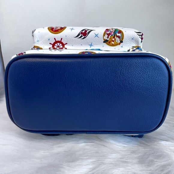 Wish Loungefly White AOP Backpack Disney Cruise Line DCL SOLD OUT In Hand - Picture 7 of 9